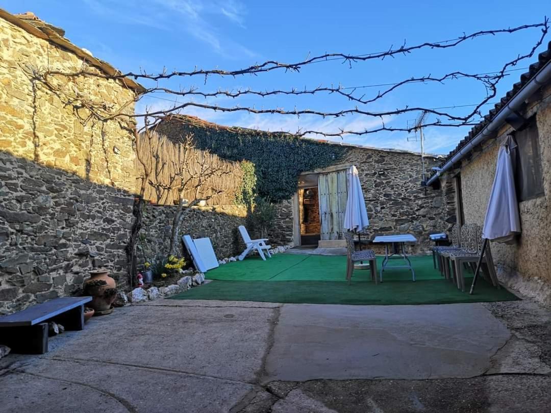 Casa Abuela ★★★ Guest House Grisuela Bagian luar foto