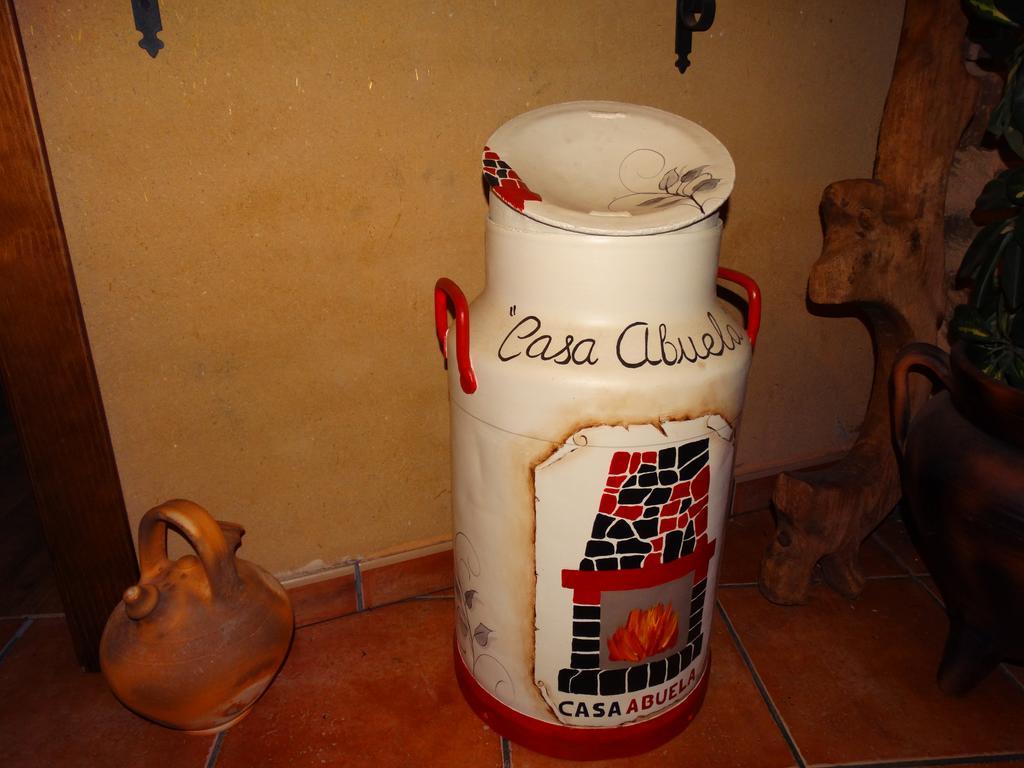 Casa Abuela ★★★ Guest House Grisuela Bagian luar foto